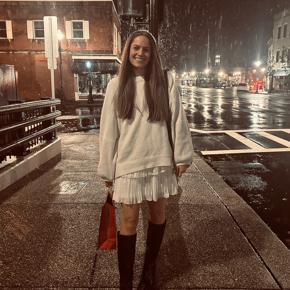 Meet your Posher, Emily